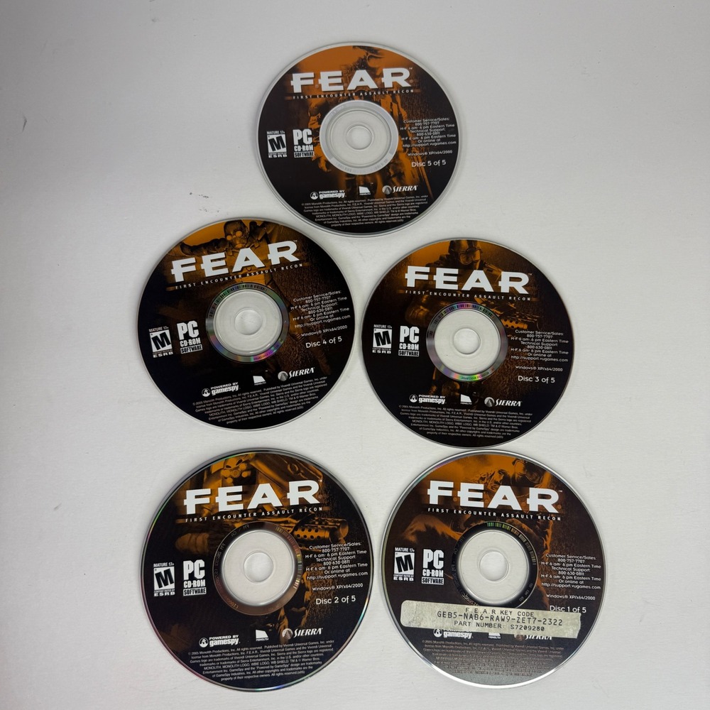 F.E.A.R. First Encounter Assault Recon‎ PC Game Complete 5 Disc Set Key